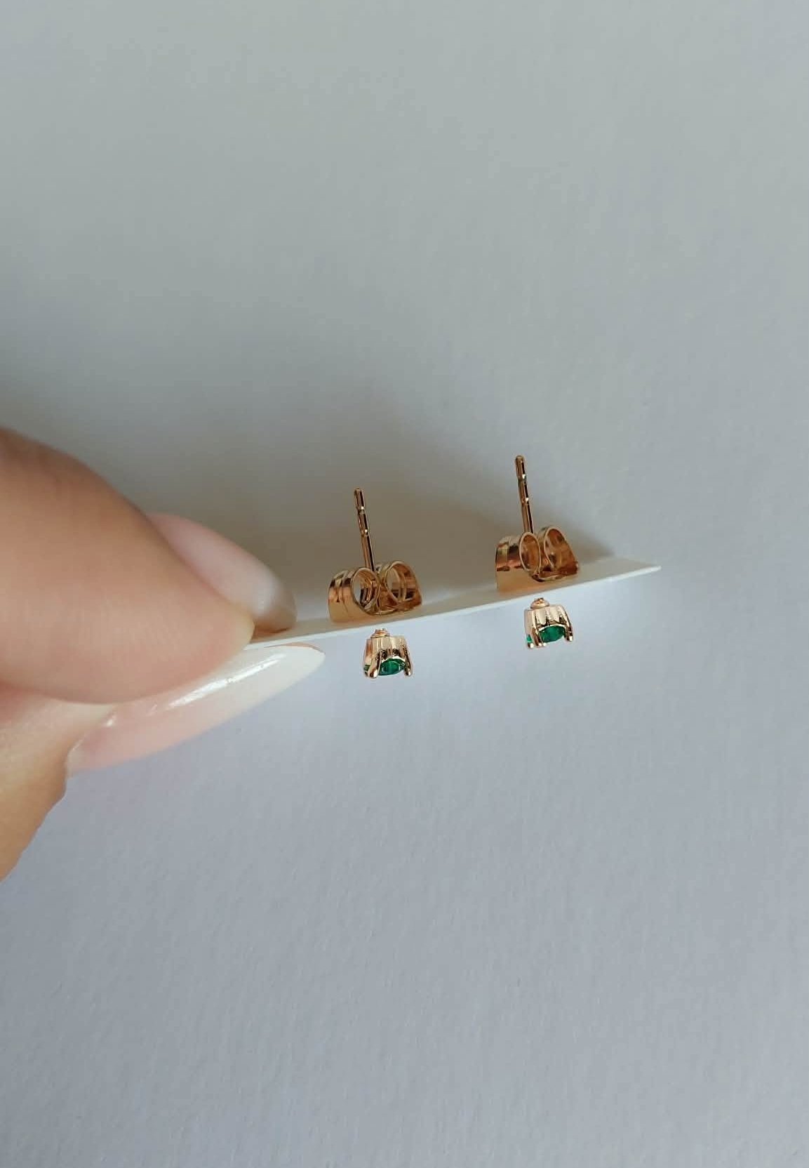 Mini, žalios širdelės. 3mm.